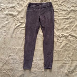 HUE brown corduroy leggings
